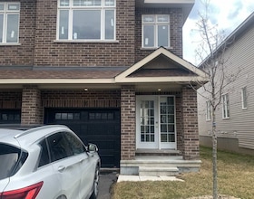16 Wylie Way, Lanark, ON
