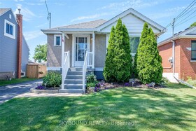 28 East 39th Street, Hamilton, ON , MLS #X13555912 , Image - 1