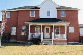 7448 Village Walk, Peel, ON