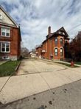 80 Ontario Avenue, Hamilton, ON , MLS #X13007408 , Image - 1