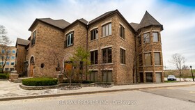 28 Village Centre Place, Peel, ON , MLS #W13009726 , Image - 1