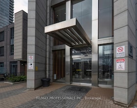 5 Valhalla Inn Road, Toronto, ON , MLS #W13013338 , Image - 1