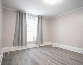 539 Mcgee Street, Renfrew, ON , MLS #X13680942 , Image - 1