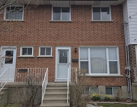 27 Addington Street, Lennox & Addin, ON