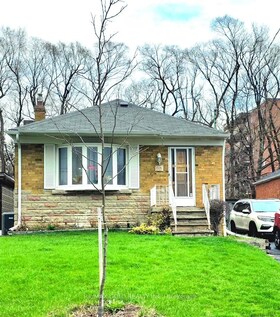 23 Rensburg Drive, Toronto, ON