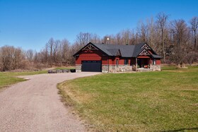 782 Bruce Street, Renfrew, ON , MLS #X13025306 , Image - 1