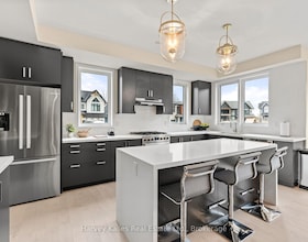157 Springside Crescent, Grey County, ON , MLS #X13028940 , Image - 1