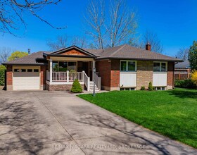 181 Woodside Drive, Niagara, ON , MLS #X13434220 , Image - 1