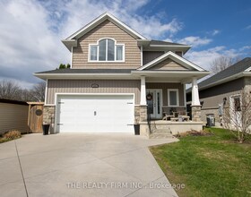 279 Oak Street, Middlesex, ON , MLS #X13565526 , Image - 1
