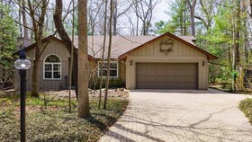 10325 Grand Oaks Drive, Lambton, ON , MLS #X13044710 , Image - 1