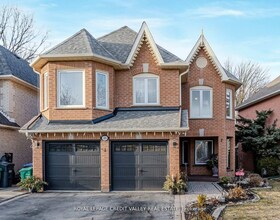 103 Vivians Crescent, Peel, ON , MLS #W13167302 , Image - 1