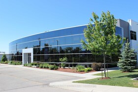 609 Kumpf Drive, Waterloo, ON