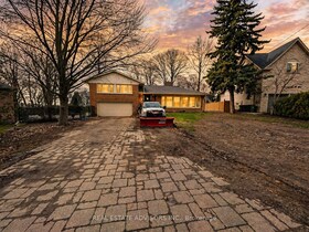 1 Lakehill Crescent, Toronto, ON , MLS #E13055450 , Image - 1