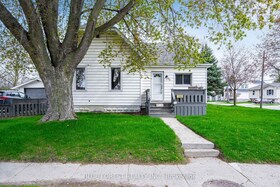30 Park Avenue E, Chatham-Kent, ON , MLS #X13667006 , Image - 1