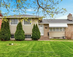 20 ST. CHARLES Drive, Niagara, ON , MLS #X13057532 , Image - 1