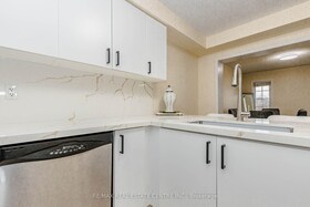 924 Burgess Gardens, Halton, ON , MLS #W13245604 , Image - 1