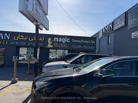 6166 Yonge Street, Toronto, ON