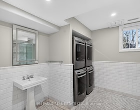803 Ridge Road, Hamilton, ON , MLS #X13489180 , Image - 1