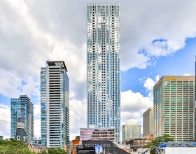 1 Yorkville Avenue, Toronto, ON , MLS #C13554584 , Image - 1