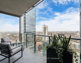 11 Yorkville Avenue, Toronto, ON , MLS #C13212944 , Image - 1