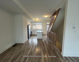 370H Red Maple Road, York, ON , MLS #N13090888 , Image - 1