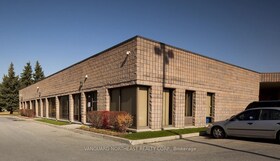 90 Nolan Court, York, ON