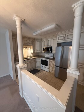 2705 KINGSWAY Drive, Waterloo, ON , MLS #X13103356 , Image - 1