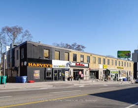 2150 Bloor Street W, Toronto, ON