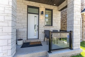 302 Calla Point, Halton, ON , MLS #W13105442 , Image - 1