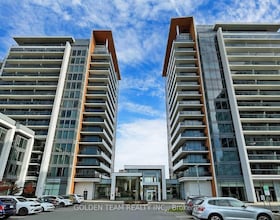 9600 Yonge Street, York, ON