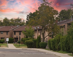 2605 Woodchester Drive, Peel, ON