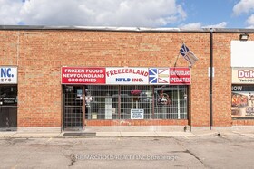 8 Strathearn Avenue, Peel, ON