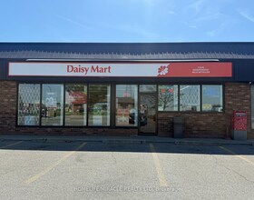 455 Grand Avenue E, Chatham-Kent, ON , MLS #X13498042 , Image - 1