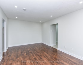 3533 Derry Road E, Peel, ON , MLS #W13108610 , Image - 1