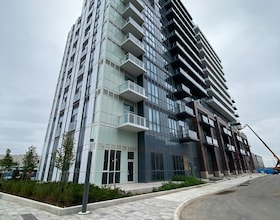 60 Honeycrisp Crescent E, York, ON , MLS #N13114452 , Image - 1