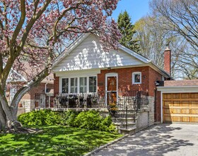 220 Parkview Hill Crescent, Toronto, ON , MLS #E13119536 , Image - 1