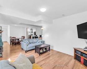 424 Simon Street, Dufferin, ON , MLS #X13120342 , Image - 1