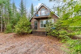 2041 Glamor Lake Road, Haliburton, ON , MLS #X13122288 , Image - 1