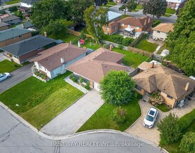 66 Valdez Court, Durham, ON , MLS #E13124162 , Image - 1