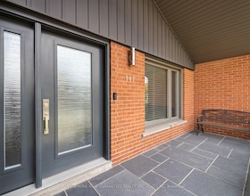 947 Sierra Boulevard, Peel, ON , MLS #W13132466 , Image - 1