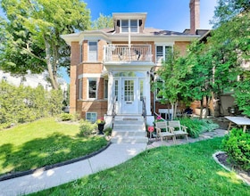 18 Shorncliffe Avenue, Toronto, ON , MLS #C13144390 , Image - 1