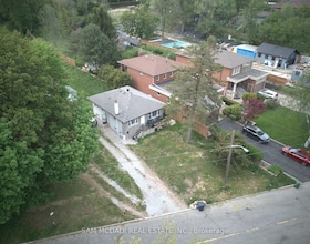 148 Rowntree Mill Road S, Toronto, ON , MLS #W13146982 , Image - 1
