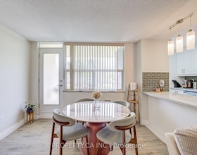 966 Inverhouse Drive, Peel, ON , MLS #W13150552 , Image - 1