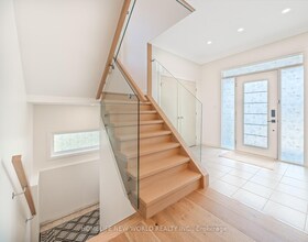 99 Columbus Gate, Hamilton, ON , MLS #X13153730 , Image - 1