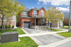 2440 Hollybrook Drive, Halton, ON , MLS #W13426098 , Image - 1