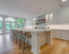 27 Teddington Park Avenue, Toronto, ON , MLS #C13158740 , Image - 1