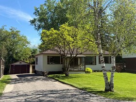 17 Faris Avenue, York, ON
