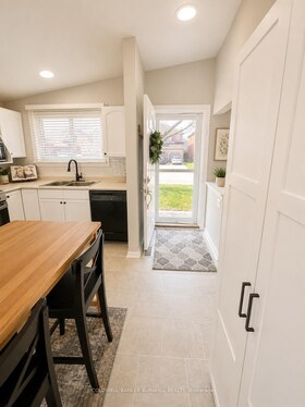 241 Thorner Drive, Hamilton, ON , MLS #X13161126 , Image - 1