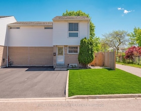 16 Gleneaden Court, Peel, ON , MLS #W13173624 , Image - 1