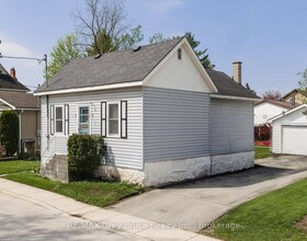 236 2nd Avenue S, Bruce, ON , MLS #X13175254 , Image - 1